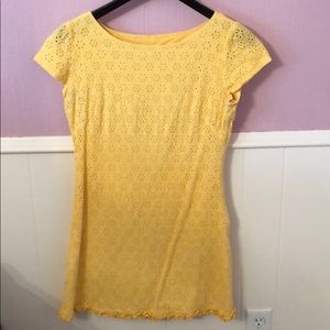 Adorable yellow flower lace dress size small